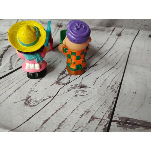 2 Vintage Peanuts Figures McDonald's Toys Charlie Brown And Lucy - Picture 3 of 6